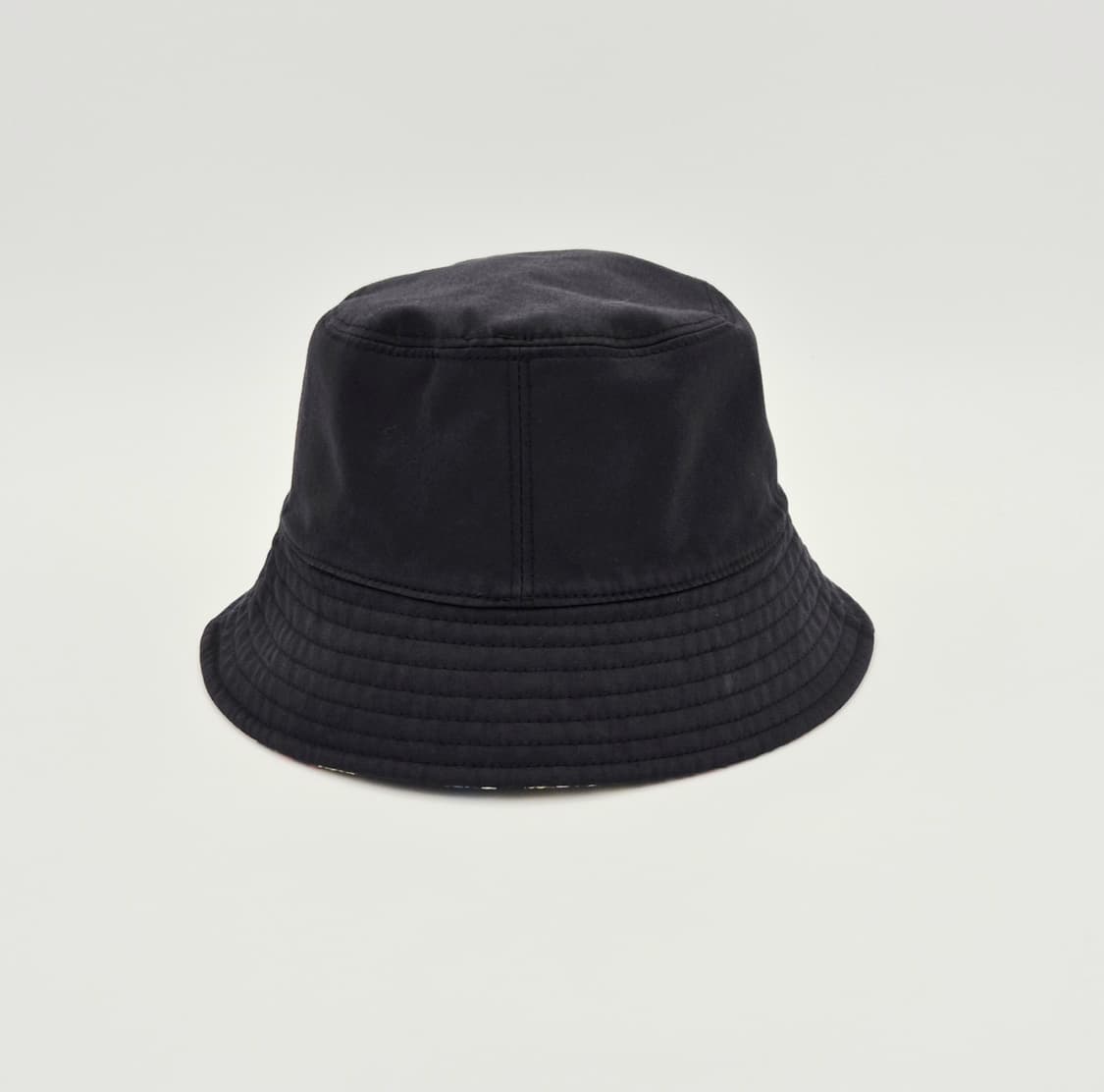 샤넬 CC 로고 리버서블 버킷햇 (S24) 상품이미지7