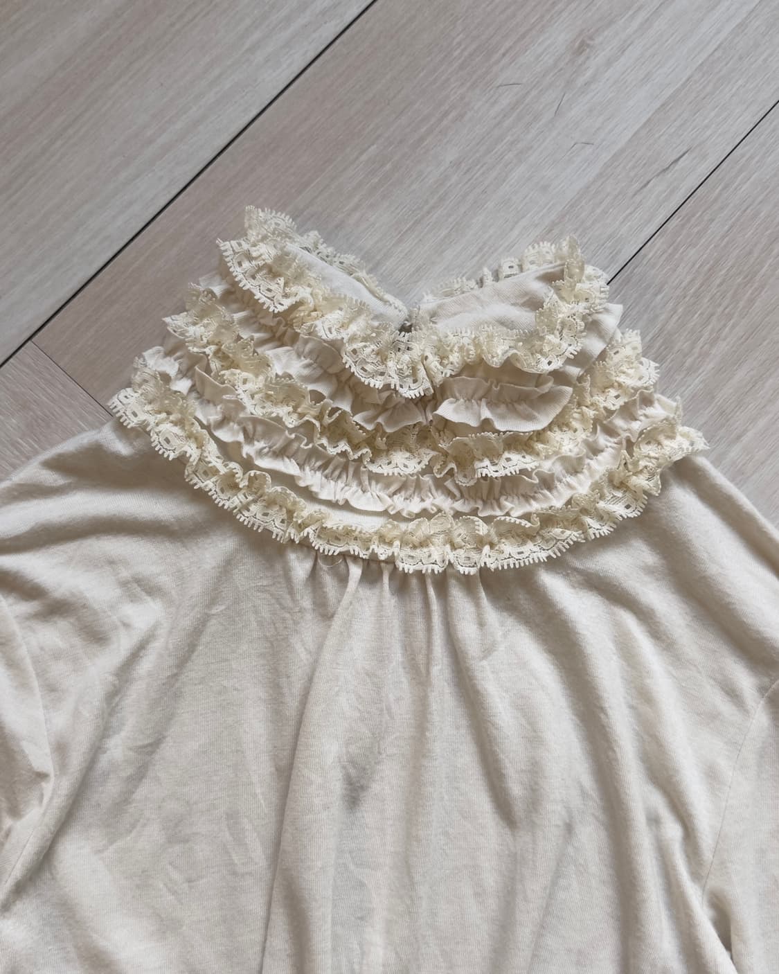 [Sevradical] Ruffled High Neck Long Slee 상품이미지2