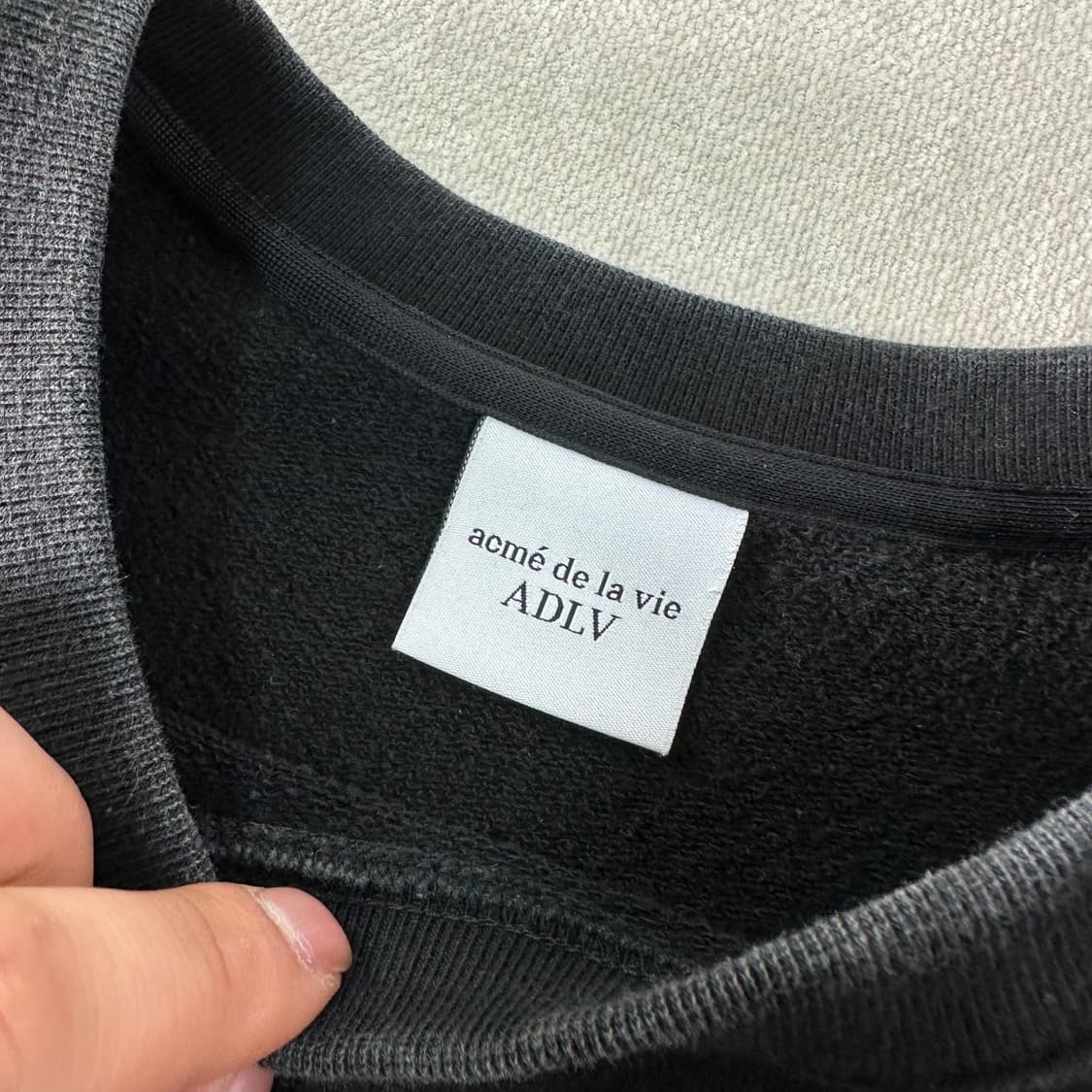 105 아크메드라비 맨투맨 상품이미지3