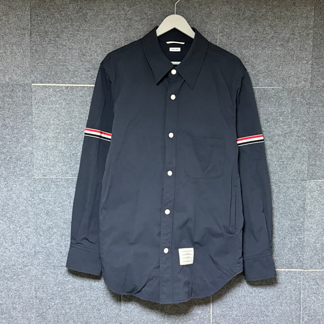 톰브라운 셔츠자켓 상품이미지1