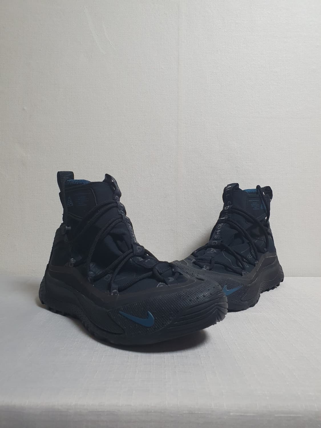 240mm 나이키 ACG 에어 테라 안타틱 고어텍스 안트라사이트 블랙 상품이미지4