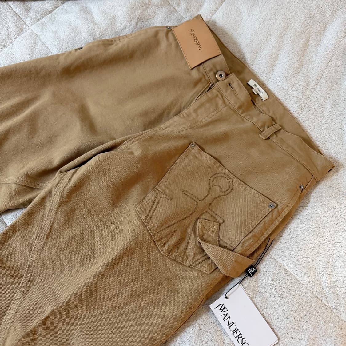 [30] JW앤더슨 트위스티드 워크 코튼 팬츠 베이지 상품이미지1