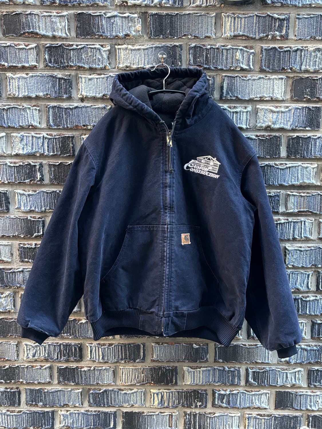 칼하트 j130 덕 액티브 자켓 앞뒤판 자수 상품이미지1