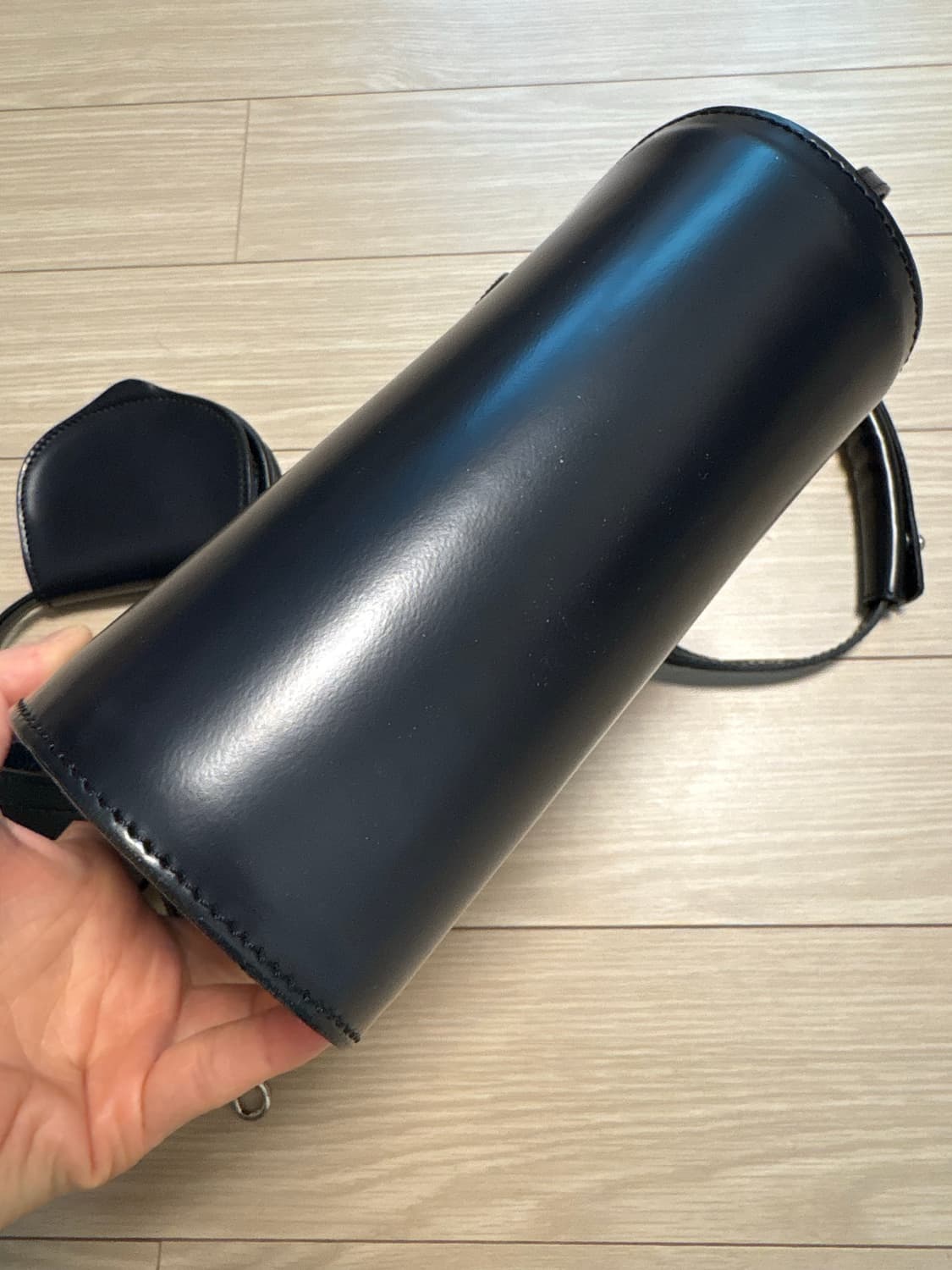 마르케스 알메이다 레더 사첼백  상품이미지6