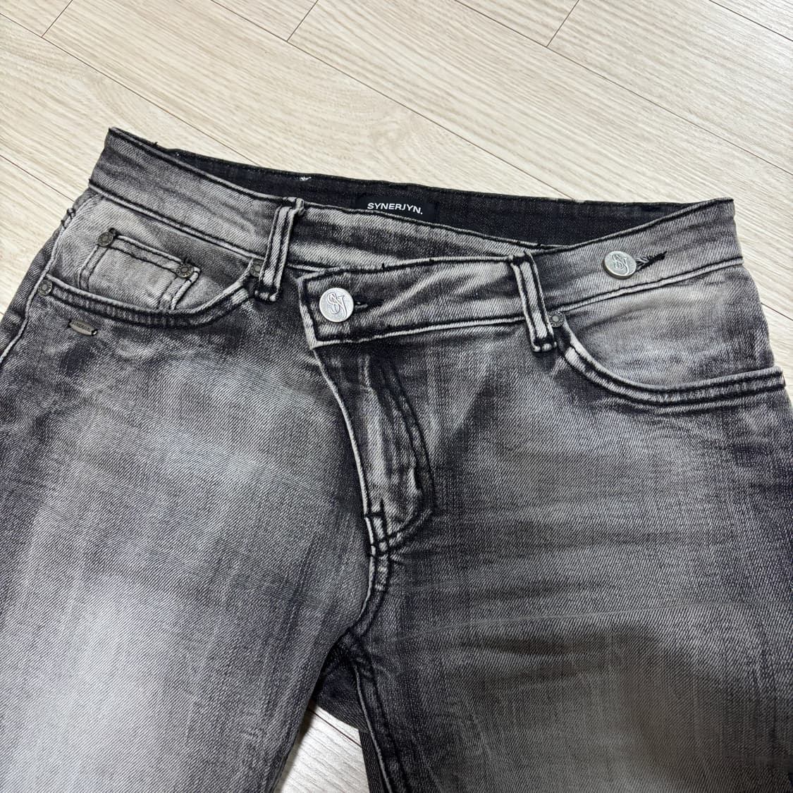 시너진 언발란스 브러쉬 데님 팬츠 그레이 S 상품이미지9