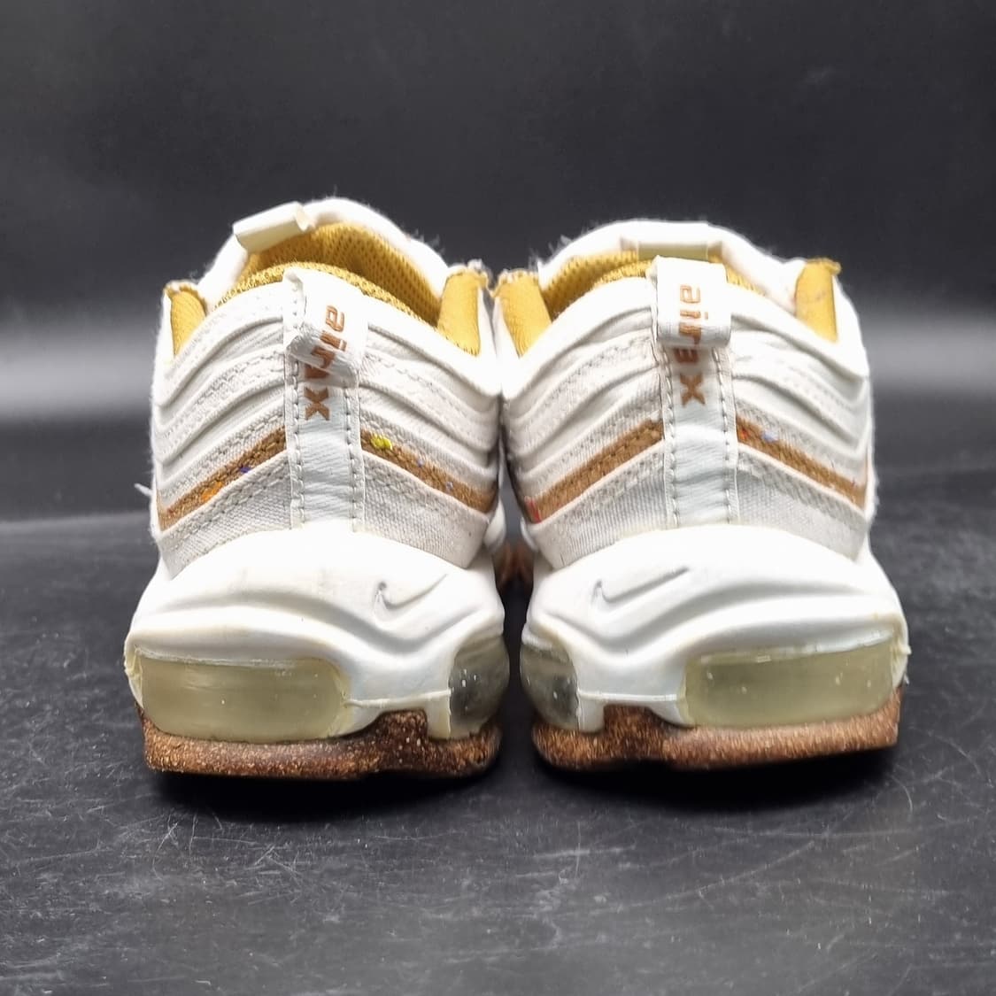 나이키 에어맥스 97코르크 운동화 235 상품이미지4