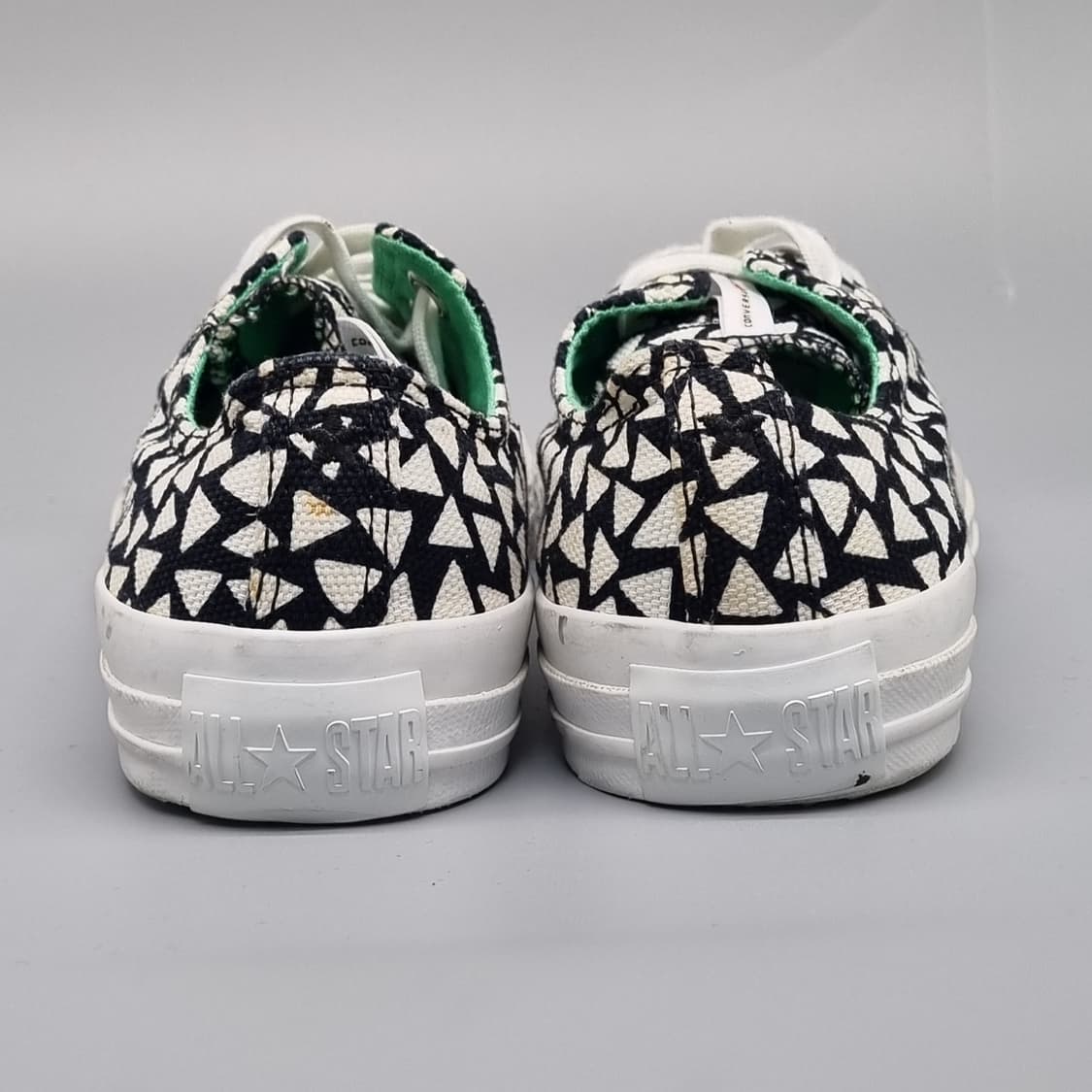 컨버스 x마리메꼬 콜라보 여성스니커즈240  상품이미지4