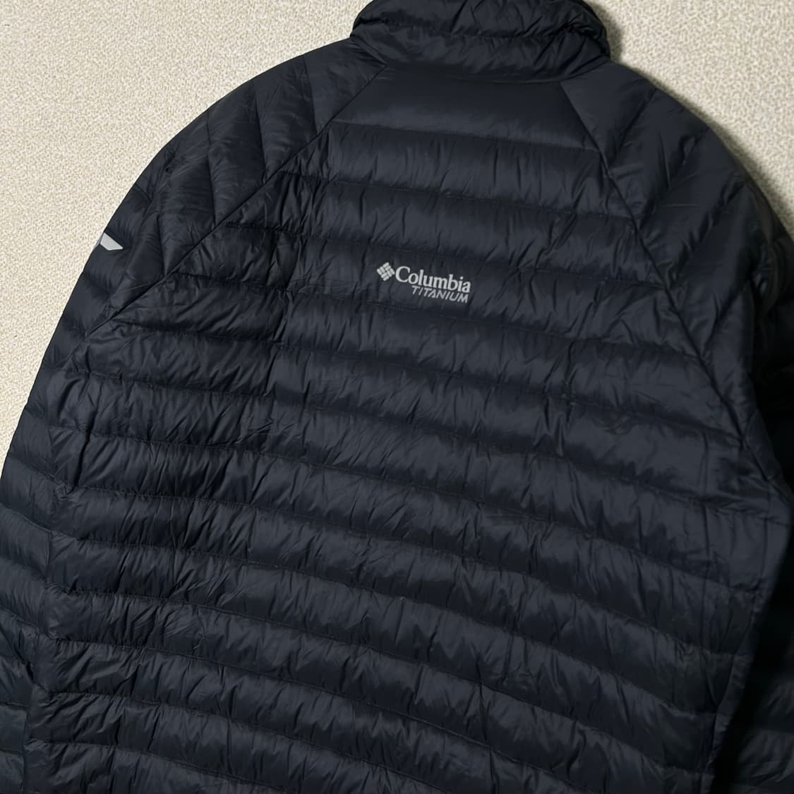 (XL) 콜롬비아 티타늄 경량패딩  상품이미지6