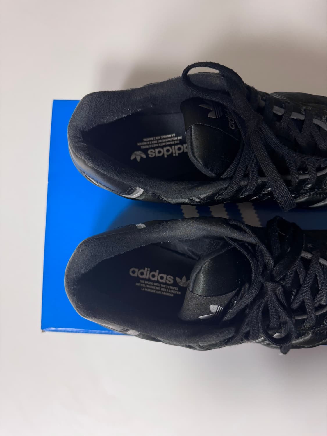 [235] 아디다스 아디레이서 로우 블랙 실버 메탈릭 상품이미지5