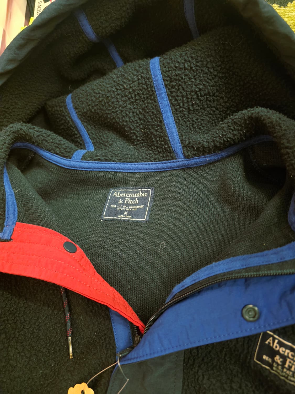 아베크롬비 앤 피치(Abercrombie & Fitch)세르파후드하프집업 상품이미지4