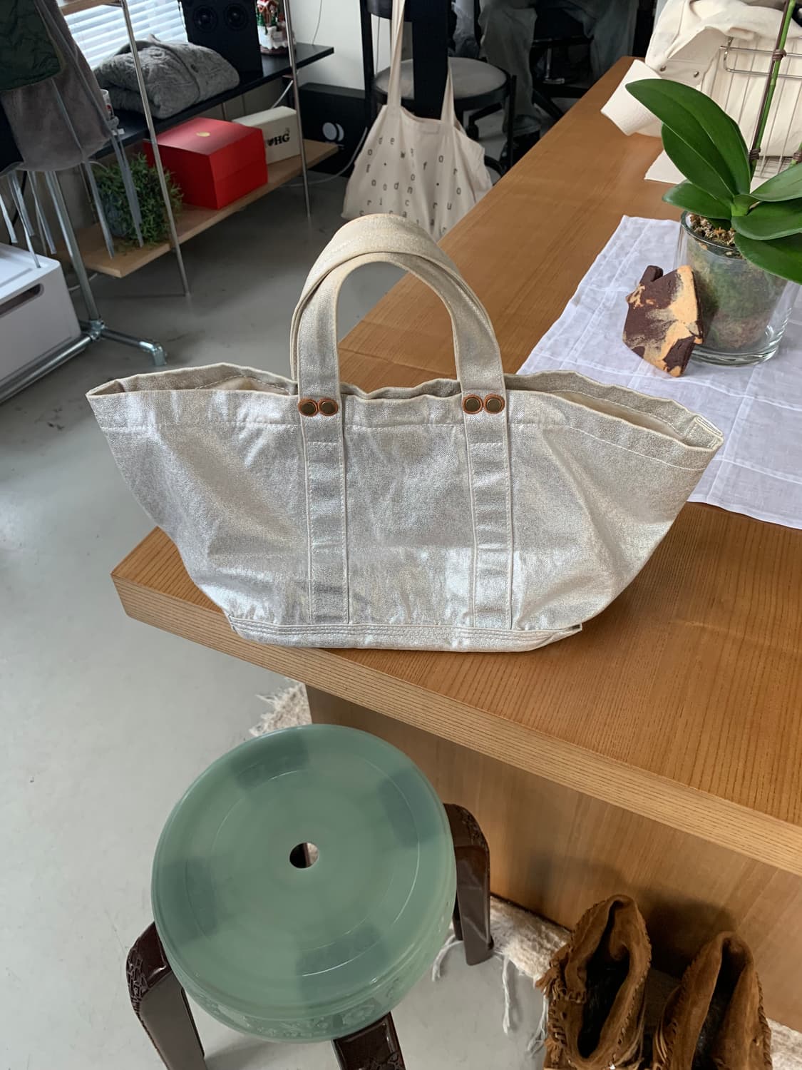 Kapital 캐피탈 실버 핸드백 상품이미지1