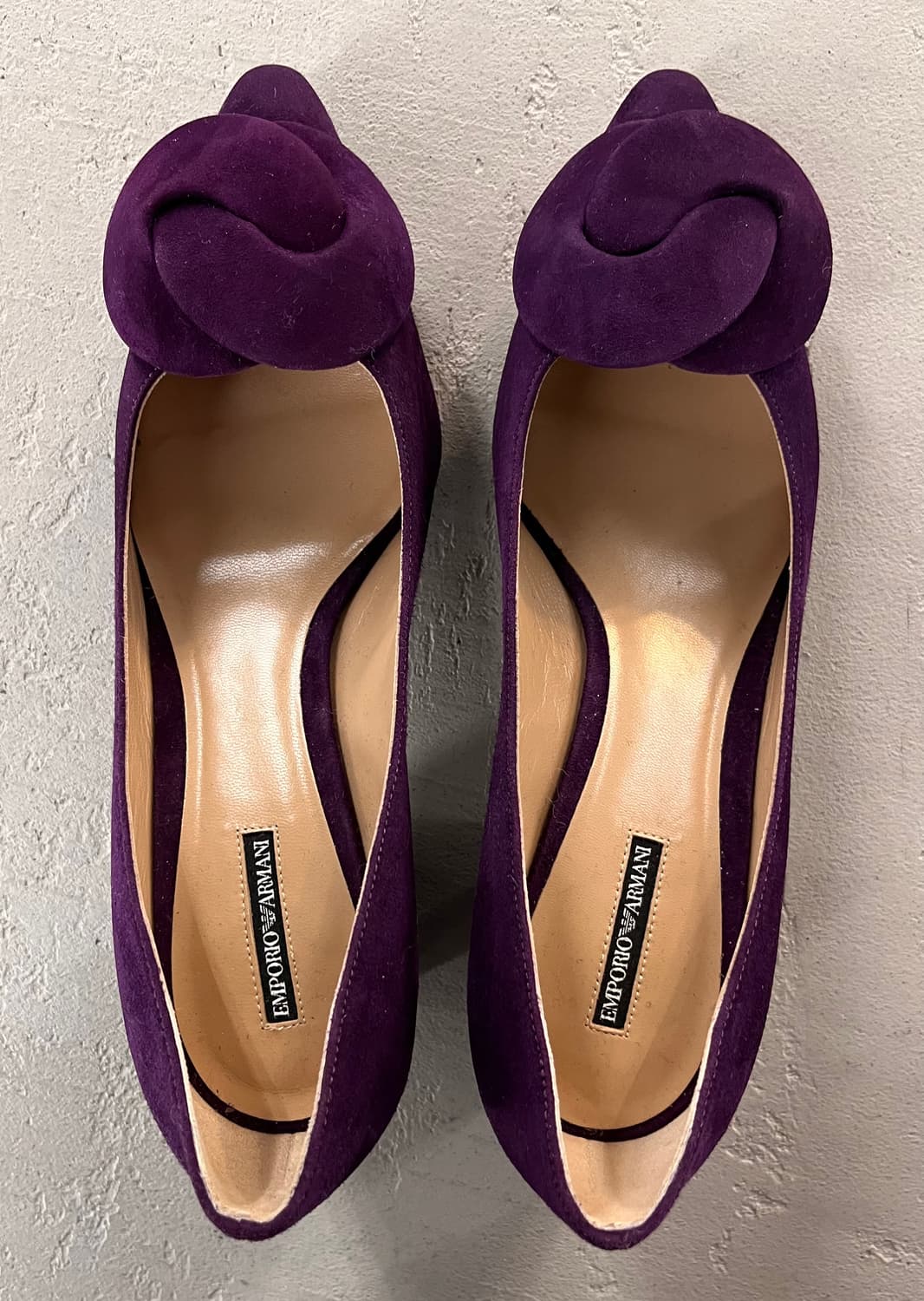 엠포리오 아르마니 퍼플 스웨이드 펌프스 37.5 상품이미지2