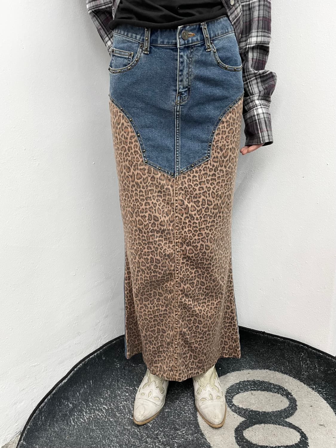 y2k 레오파드 스터드 롱 스커트 상품이미지1