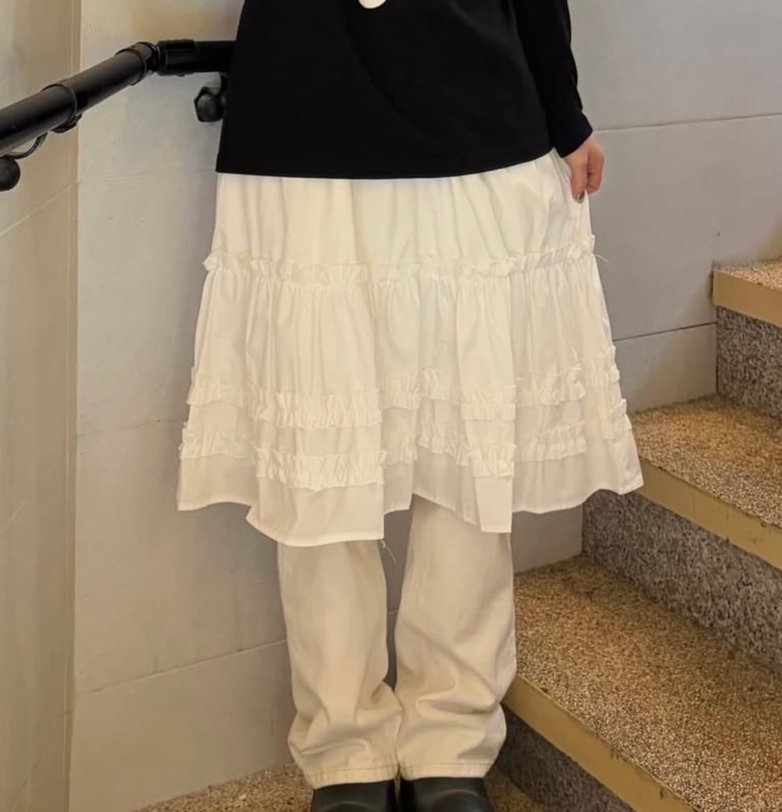 화이트 프릴 캉캉 미디 스커트 새거급 벚꽃룩으로찰똑 지그재그 상품이미지2