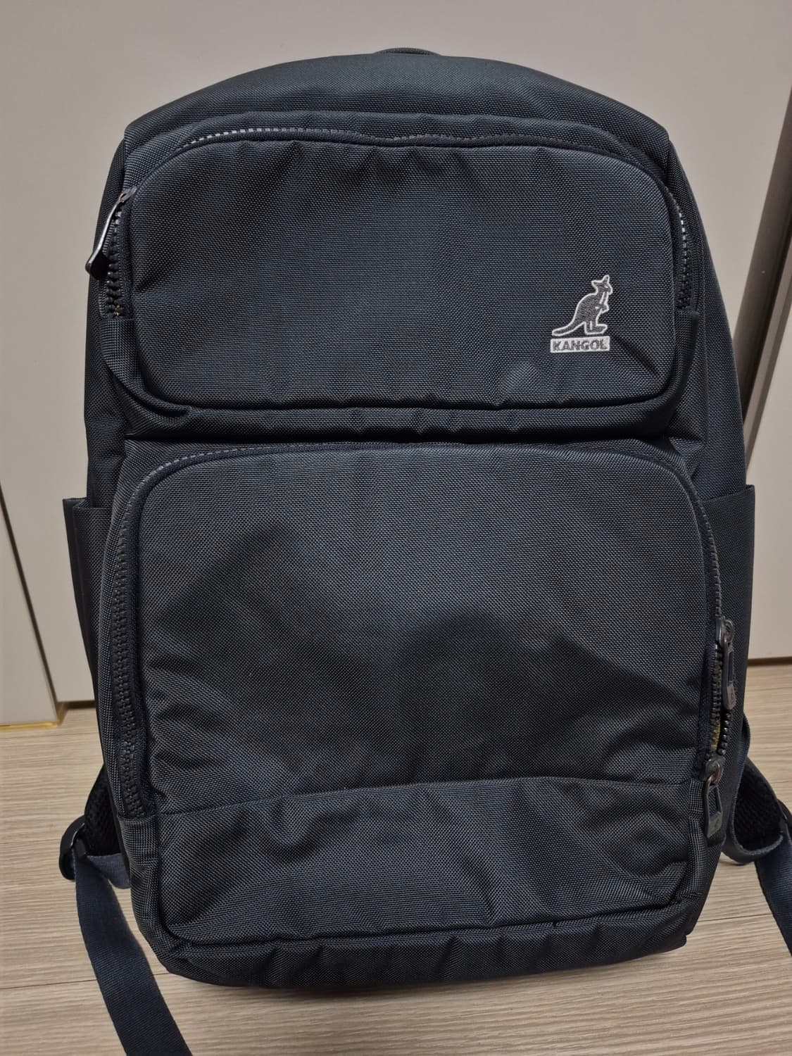 캉골 정품 백팩 가방 판매합니다  상품이미지1