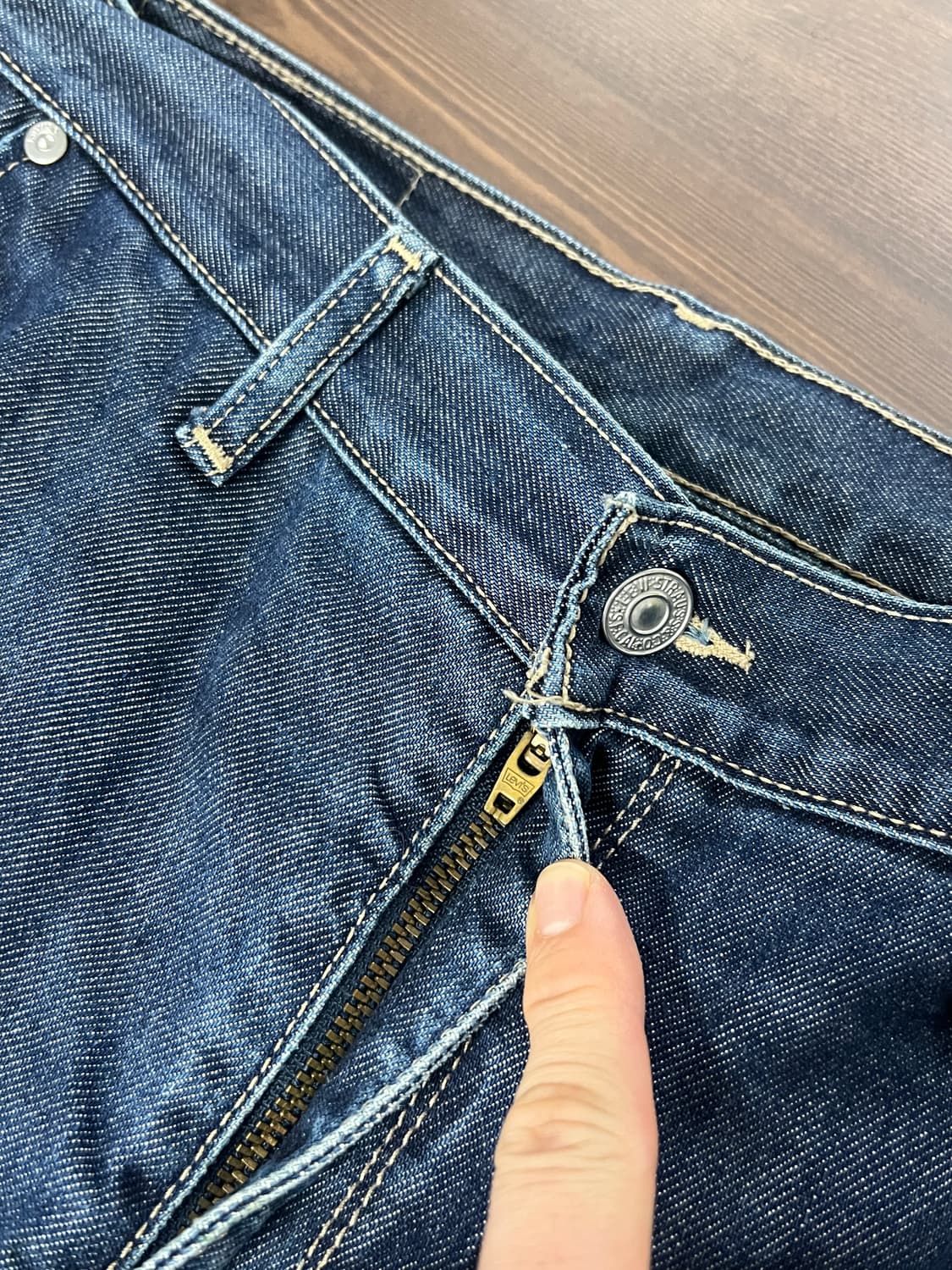 Levis 리바이스 엔지니어드 나팔핏 부츠컷 데님 팬츠 상품이미지6