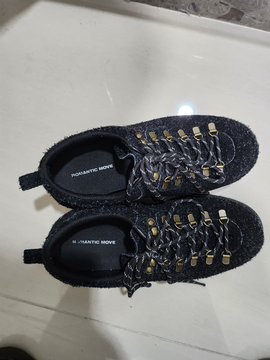 로맨틱무브 오트 마운틴 슈즈 R24M018 모스 블랙 상품이미지1