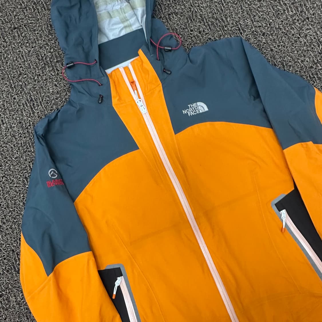 노스페이스 써밋 여성 바람막이 자켓 2XL 상품이미지2