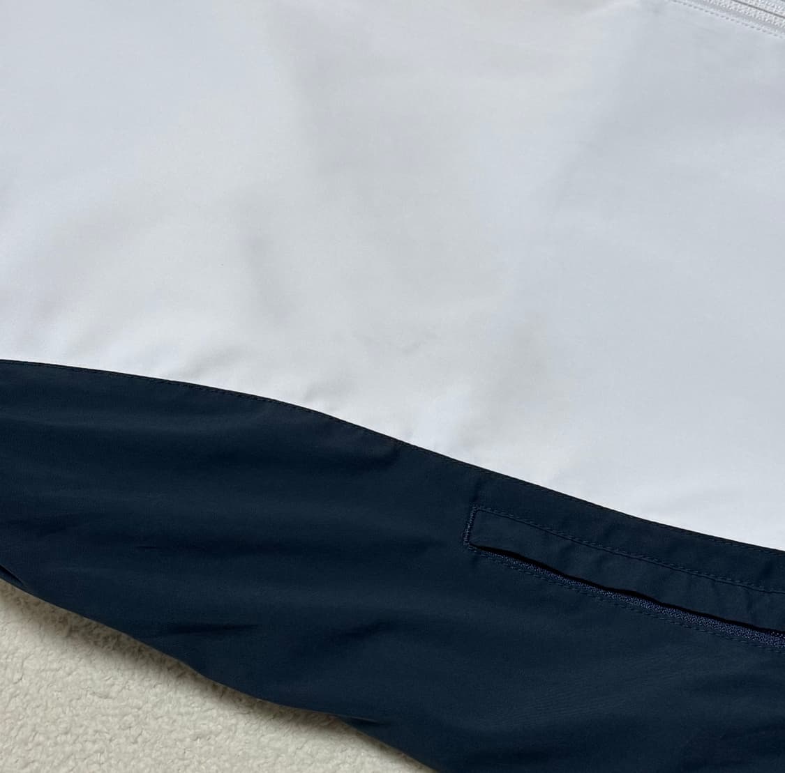 나이키 올드스쿨 일본 화이트 네이비 바람막이 상품이미지10