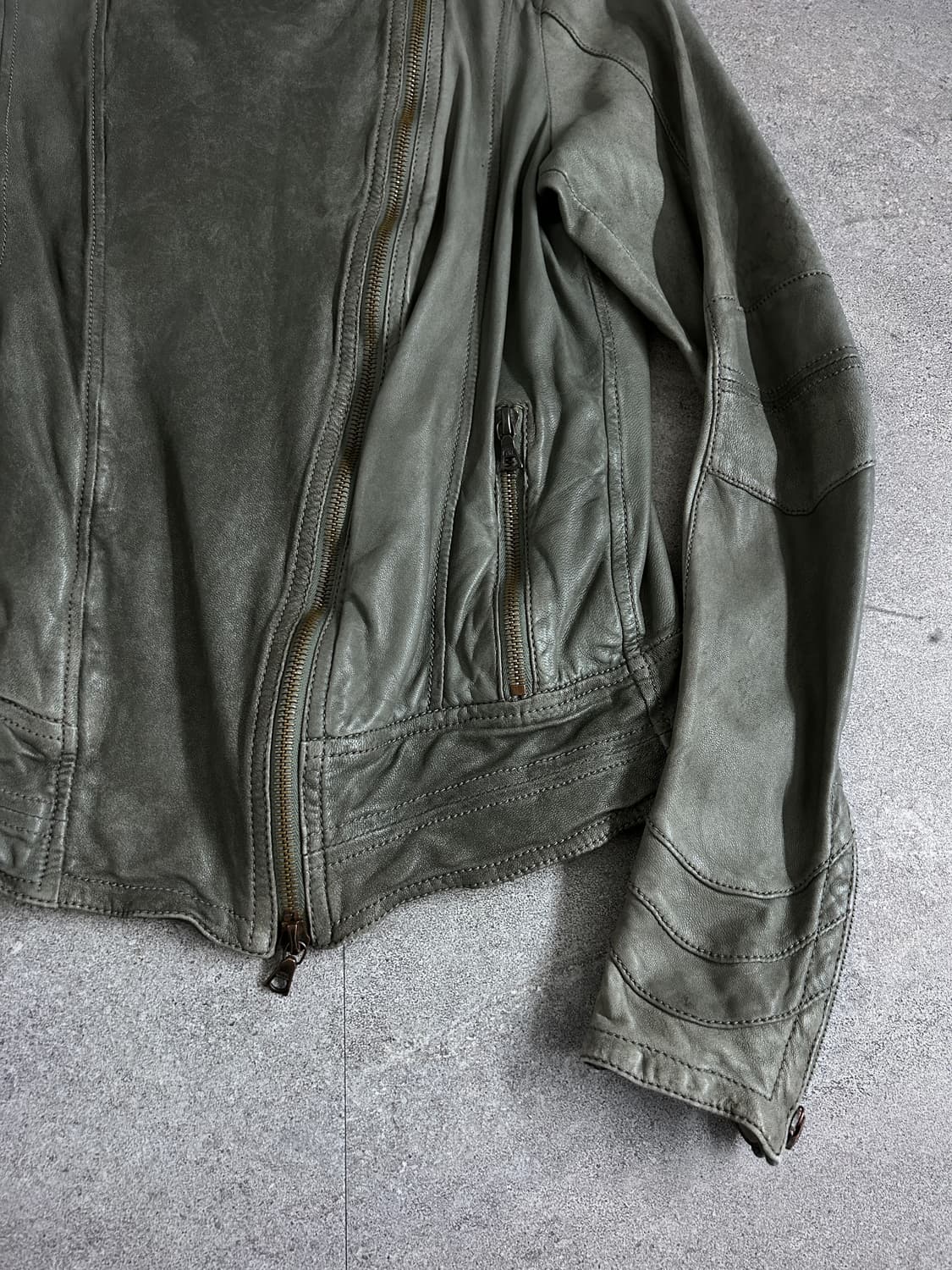 Drome 인시젼 사선 지퍼 램스킨 자켓 상품이미지4