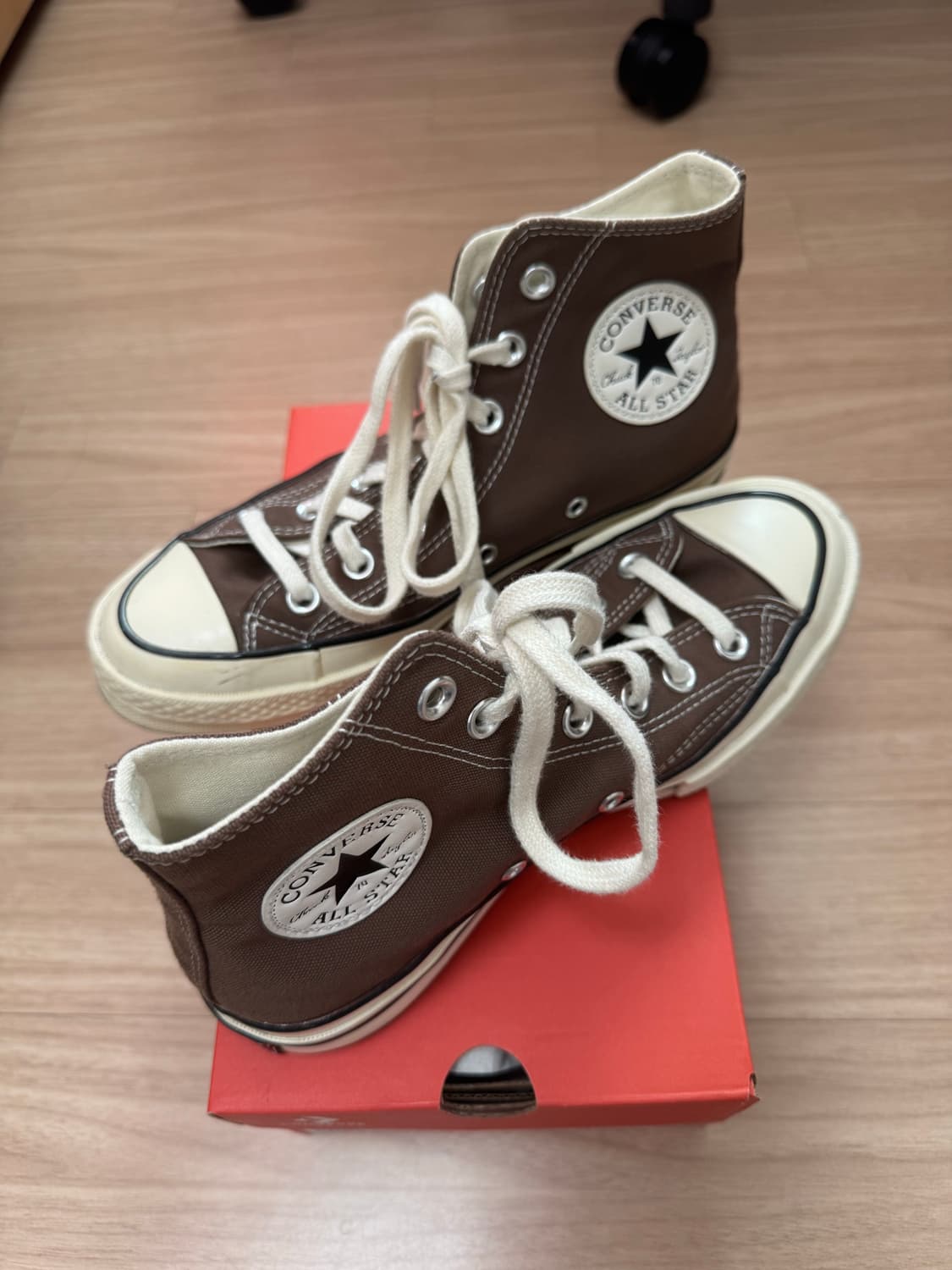 [240] 컨버스 척테일러 하이 브라운 상품이미지1