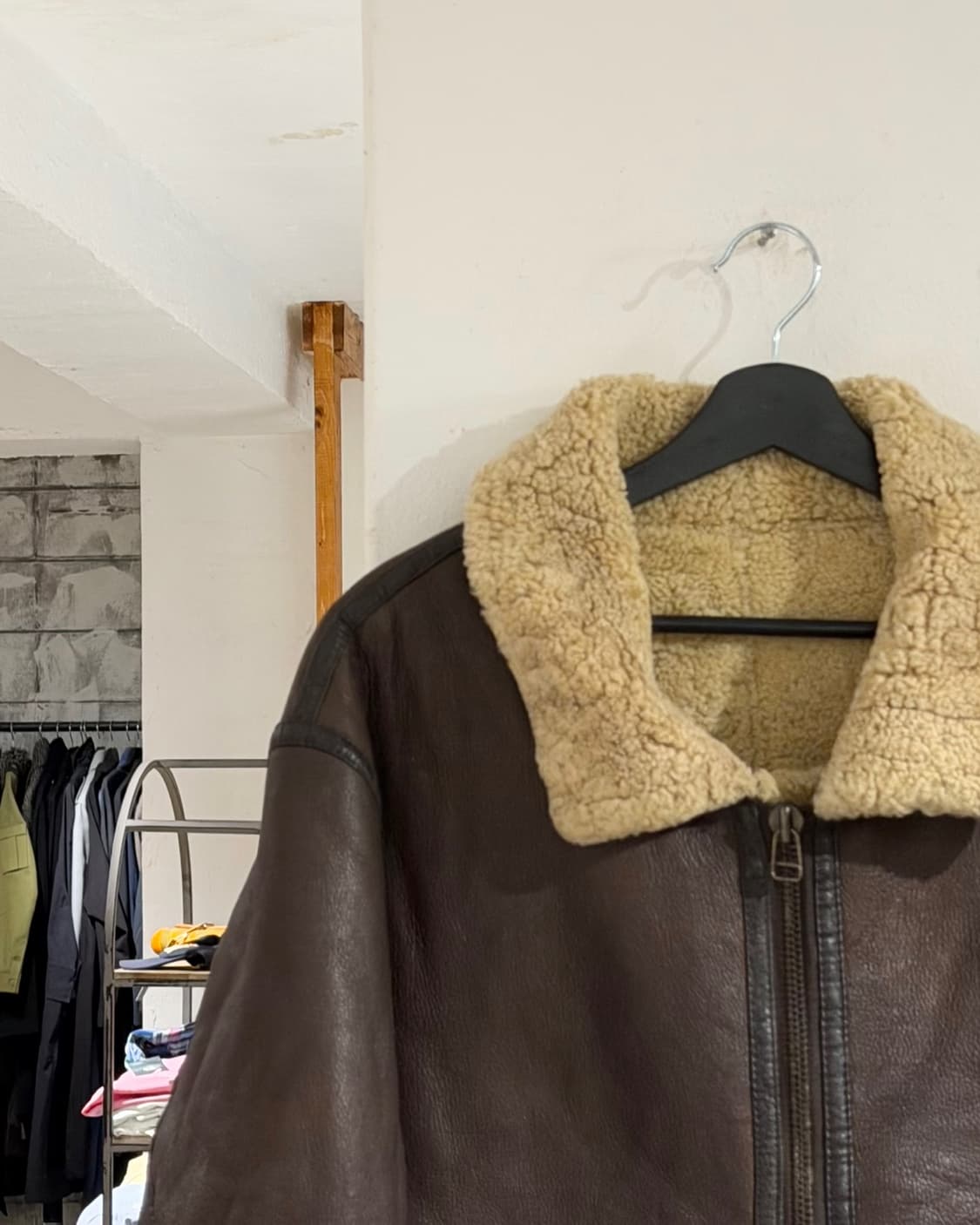 티피코시 브라운 b-3 램스킨 레더 시어링 무스탕 상품이미지2