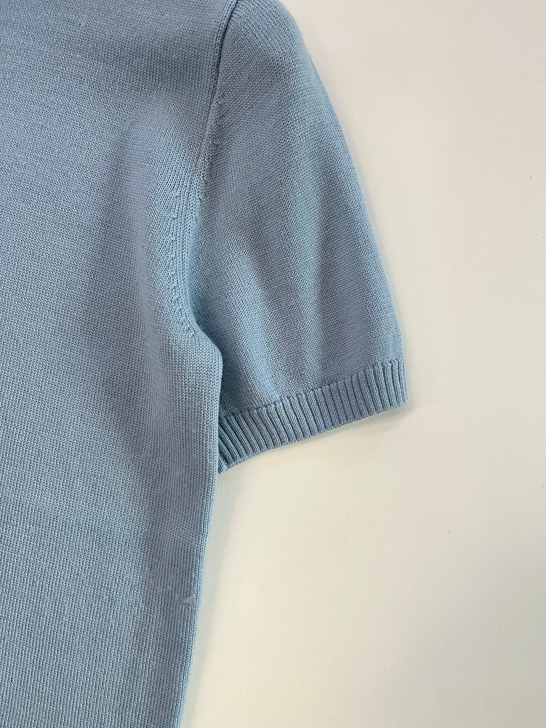 Burberry 버버리 우먼 스카이블루 기마로고 폴라 반팔 니트  상품이미지5