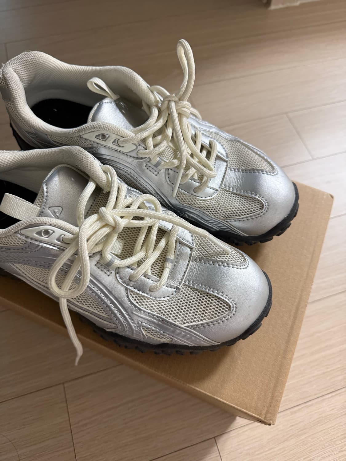 휠라 에샤페 실버 245 상품이미지2