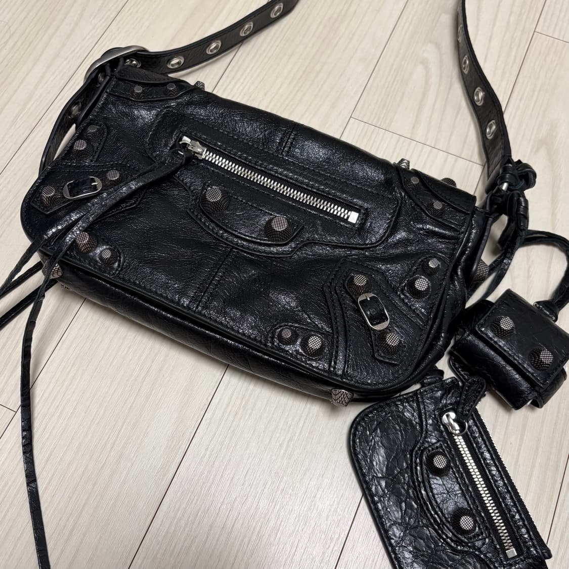 발렌시아가 르카골 플랩백 xs 상품이미지1