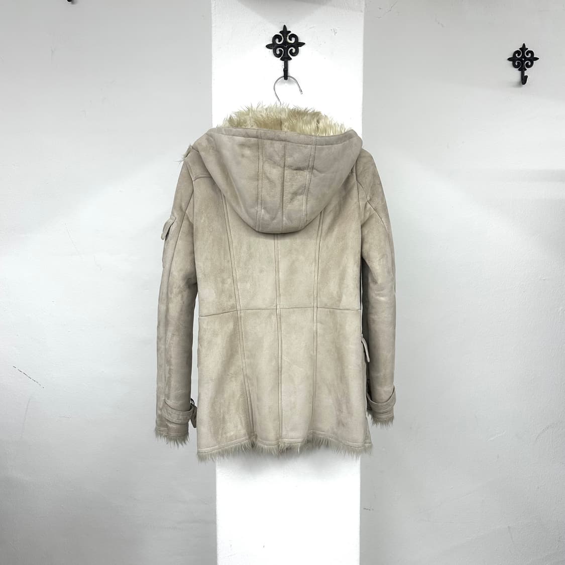 Egoist ivory buckle detail jacket  상품이미지3