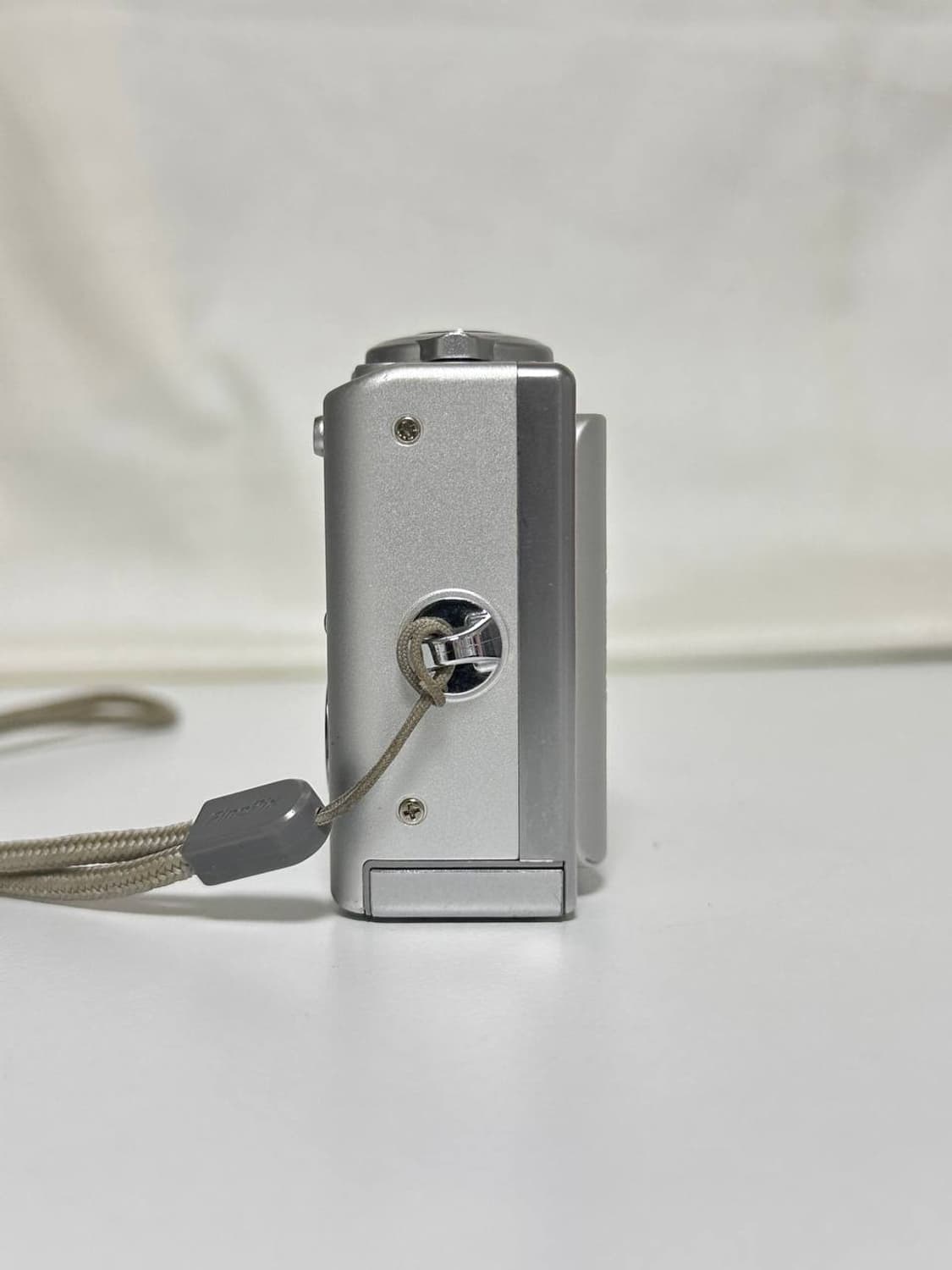 유니크‧₊˚ Fujifilm 후지필름 파인픽스 F10 디카 카메라 상품이미지9