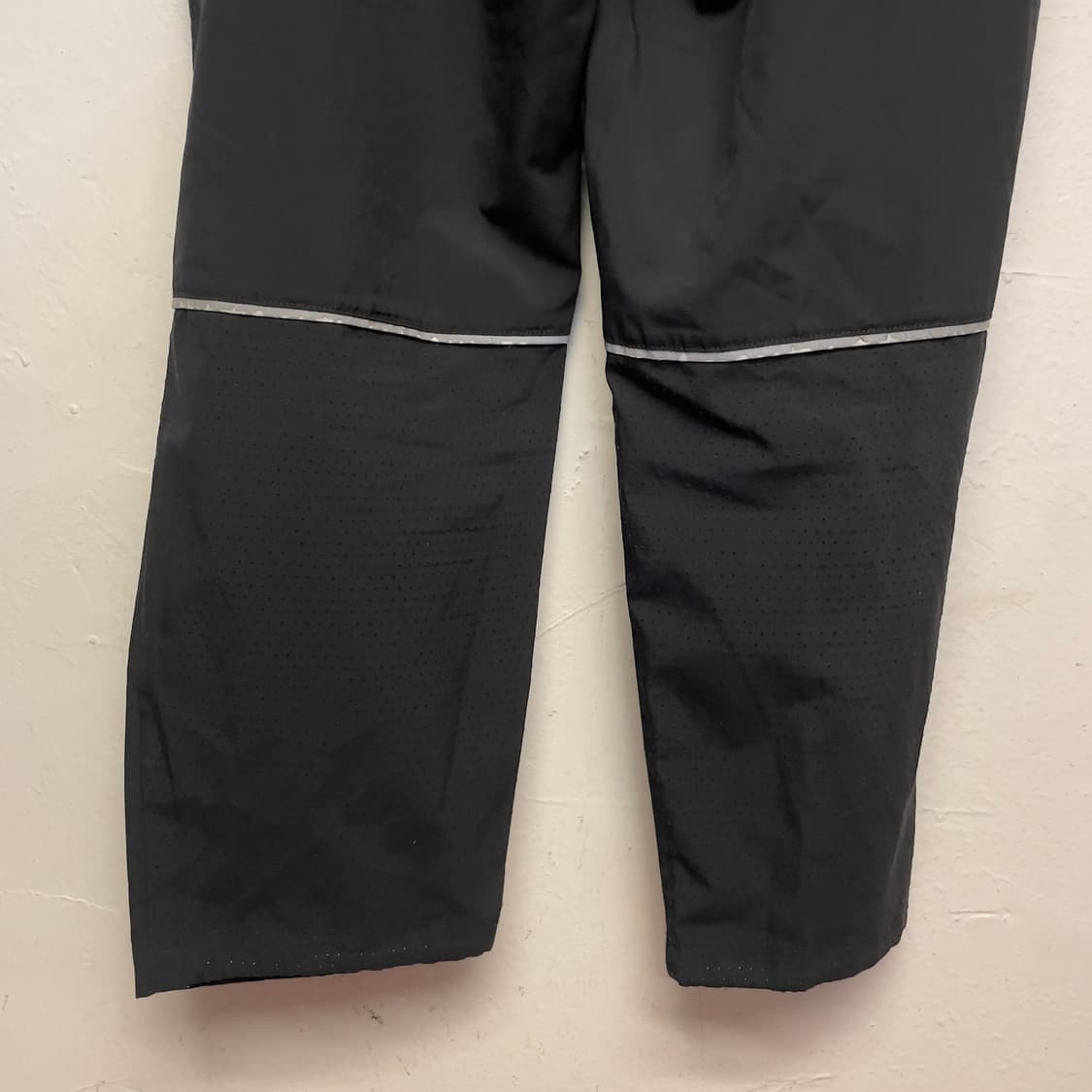 나이키 에센셜 블랙 트랙 팬츠   상품이미지6