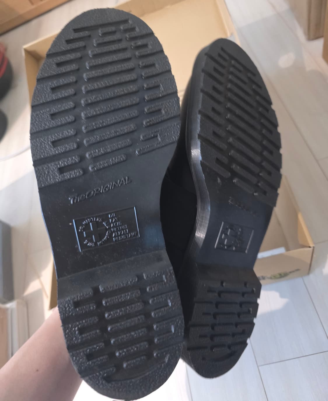 닥터마틴 1461 ELT 23452001 블랙 상품이미지2