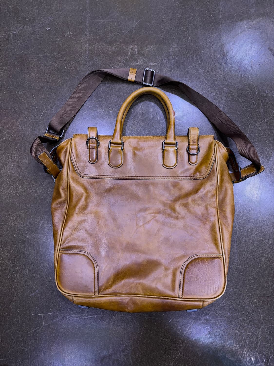 휴고보스 브라운 레더 가죽 빅토트 서류 가방 크로스백 상품이미지2