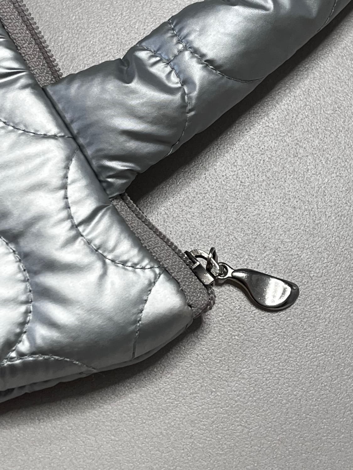 포코포스카 Poko fosca 반달 실버 숄더백 상품이미지5