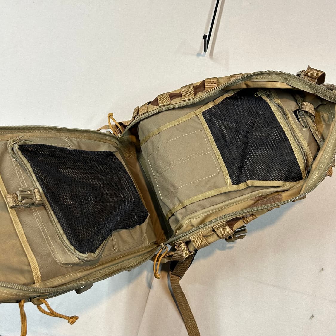 맥포스 슈퍼팔콘 데저트카모 텍티컬 밀리터리 백팩 상품이미지5