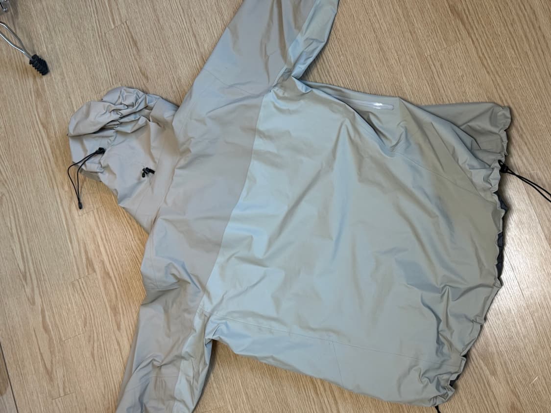 아크테릭스 베타 AR 라지 스모크블러프색상 상품이미지2