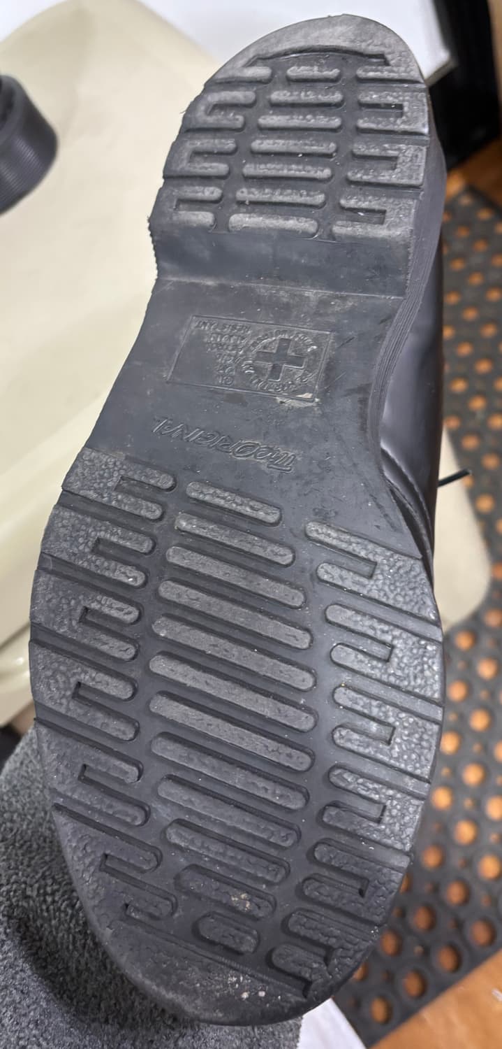 닥터마틴 1461 3홀 모노블랙 상품이미지5