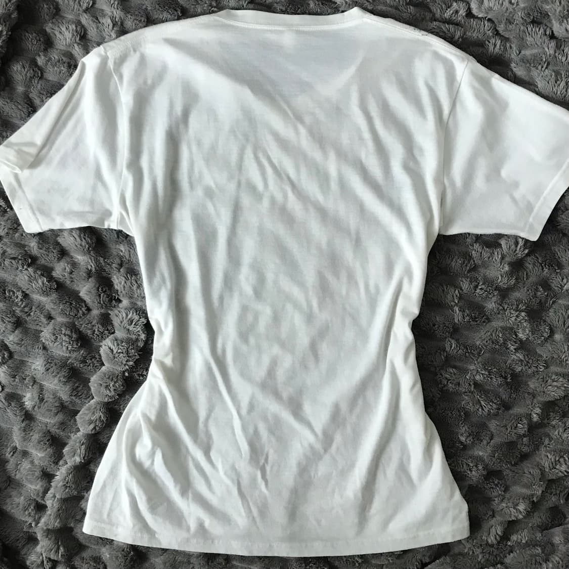 일본빈티지 펑크 갸루 브이넥 슬림핏 반팔티 상품이미지2