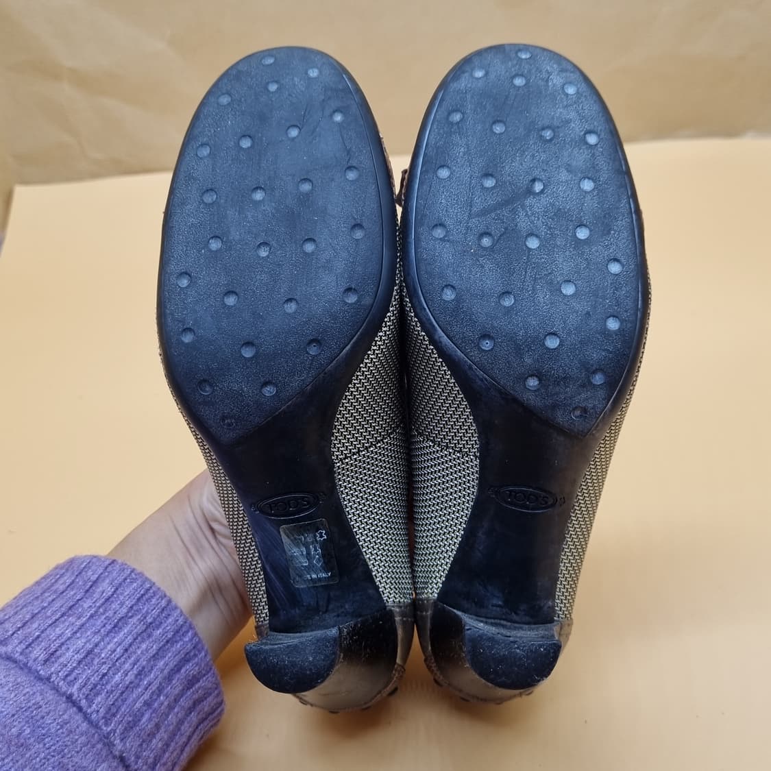 토즈 리본 여성 펌프스 35.5 230 굽8 상품이미지3