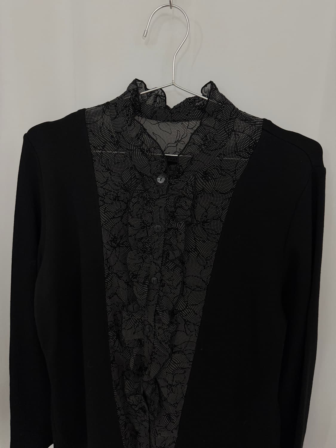 Frill dot cardigan 상품이미지2