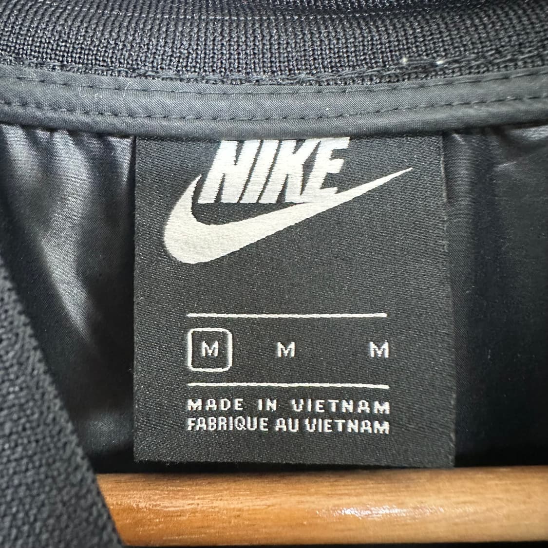  나이키 남자 얇은 똑딱이 자켓 검정 M  상품이미지9
