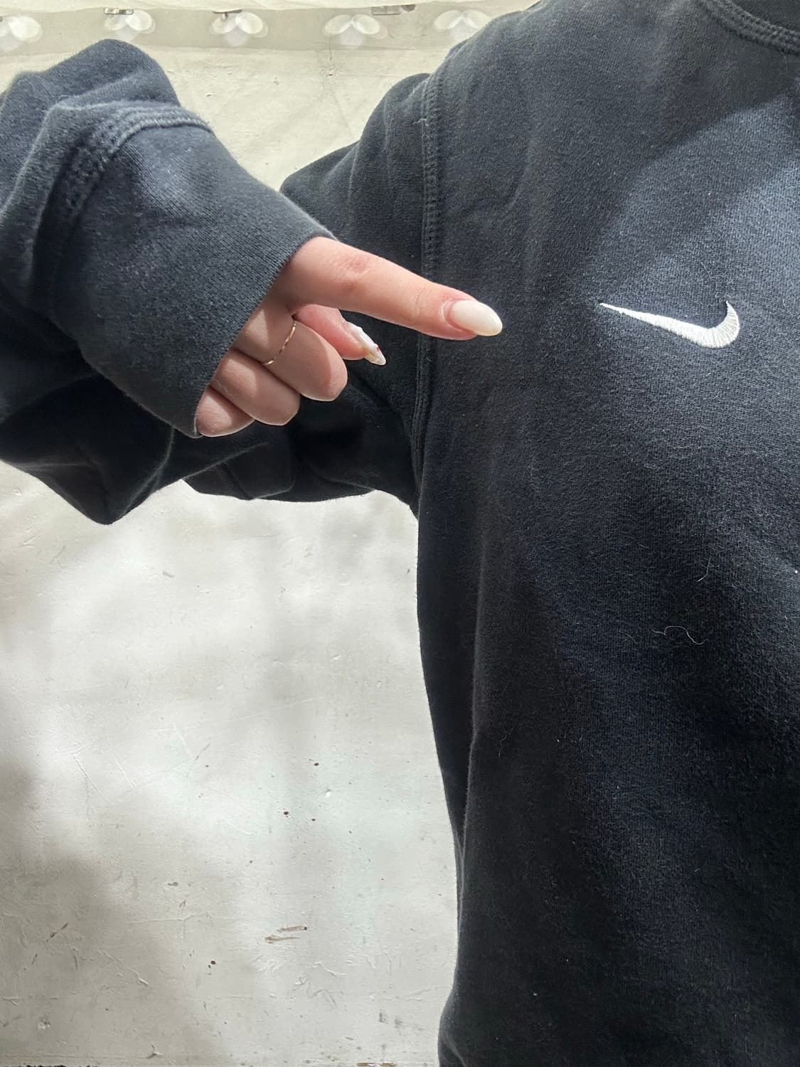 나이키 블랙 스우시 맨투맨 스웻 셔츠 S 상품이미지4