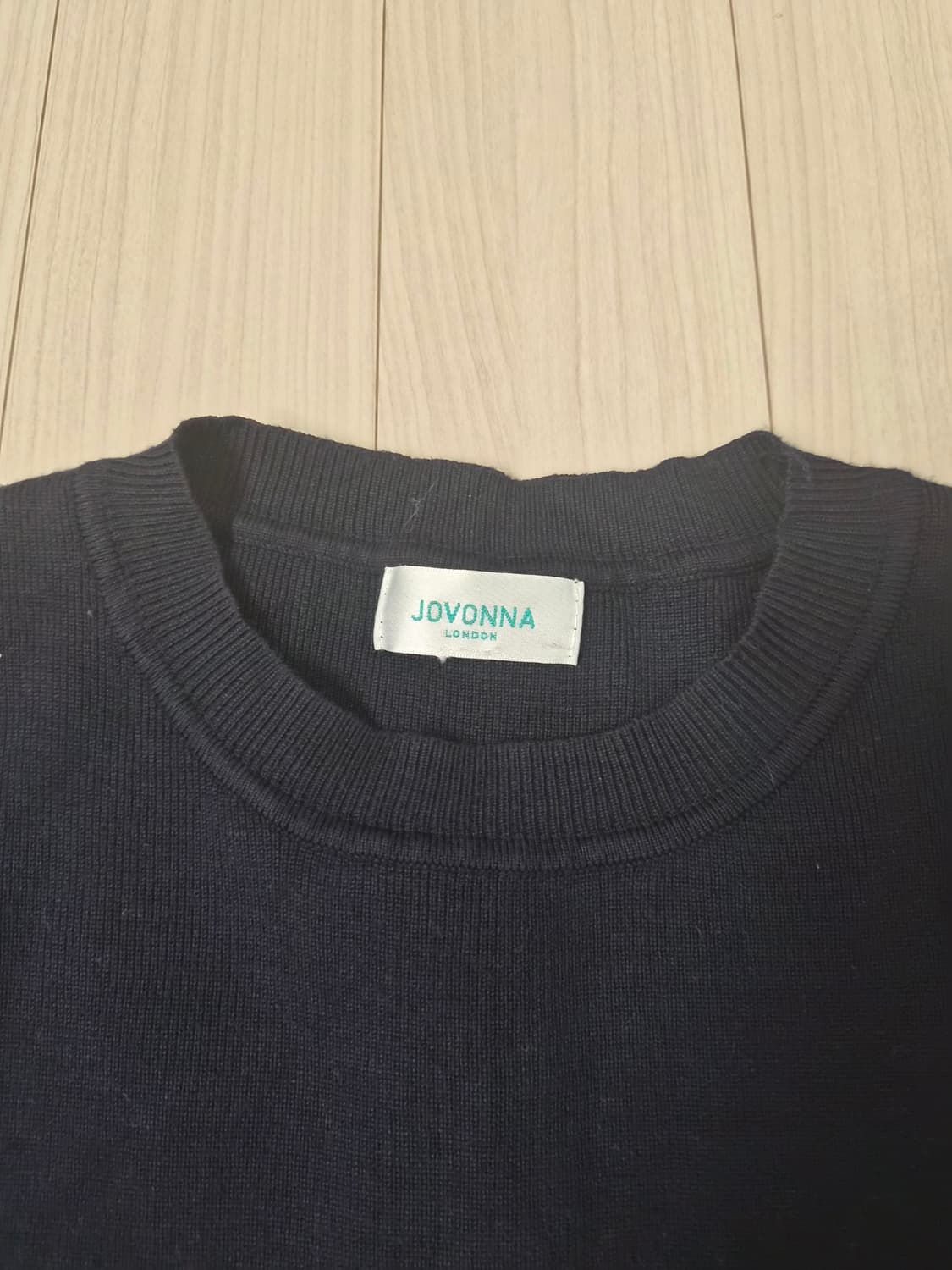 JOVONNA LONDON 조본나 런던 반전 뒷태 니트 상품이미지2