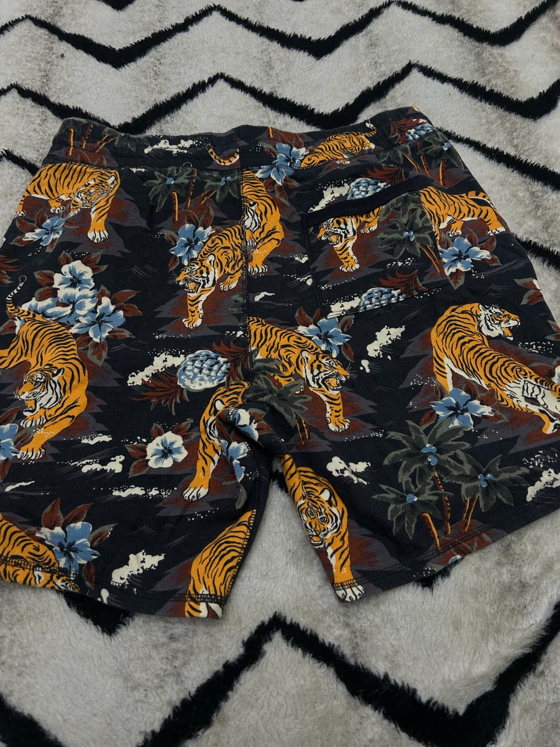 [XL]H&M 타이거즈 코튼 반바지 상품이미지3
