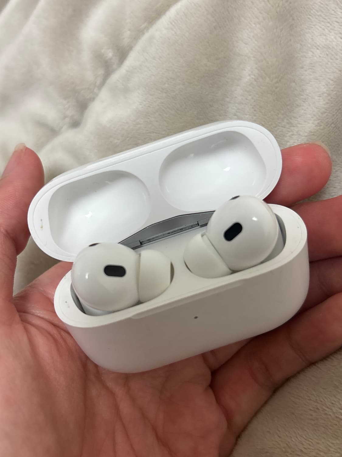 에어팟 프로2 상품이미지1