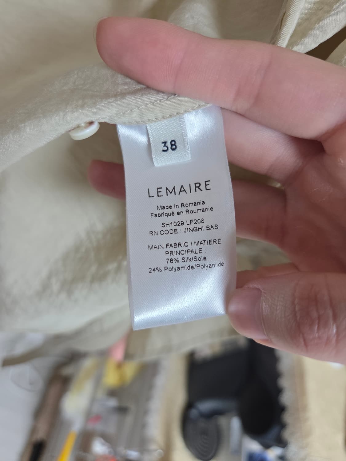 르메르 오피서 카라 트위스티드 셔츠(더스티 매스틱) 상품이미지4