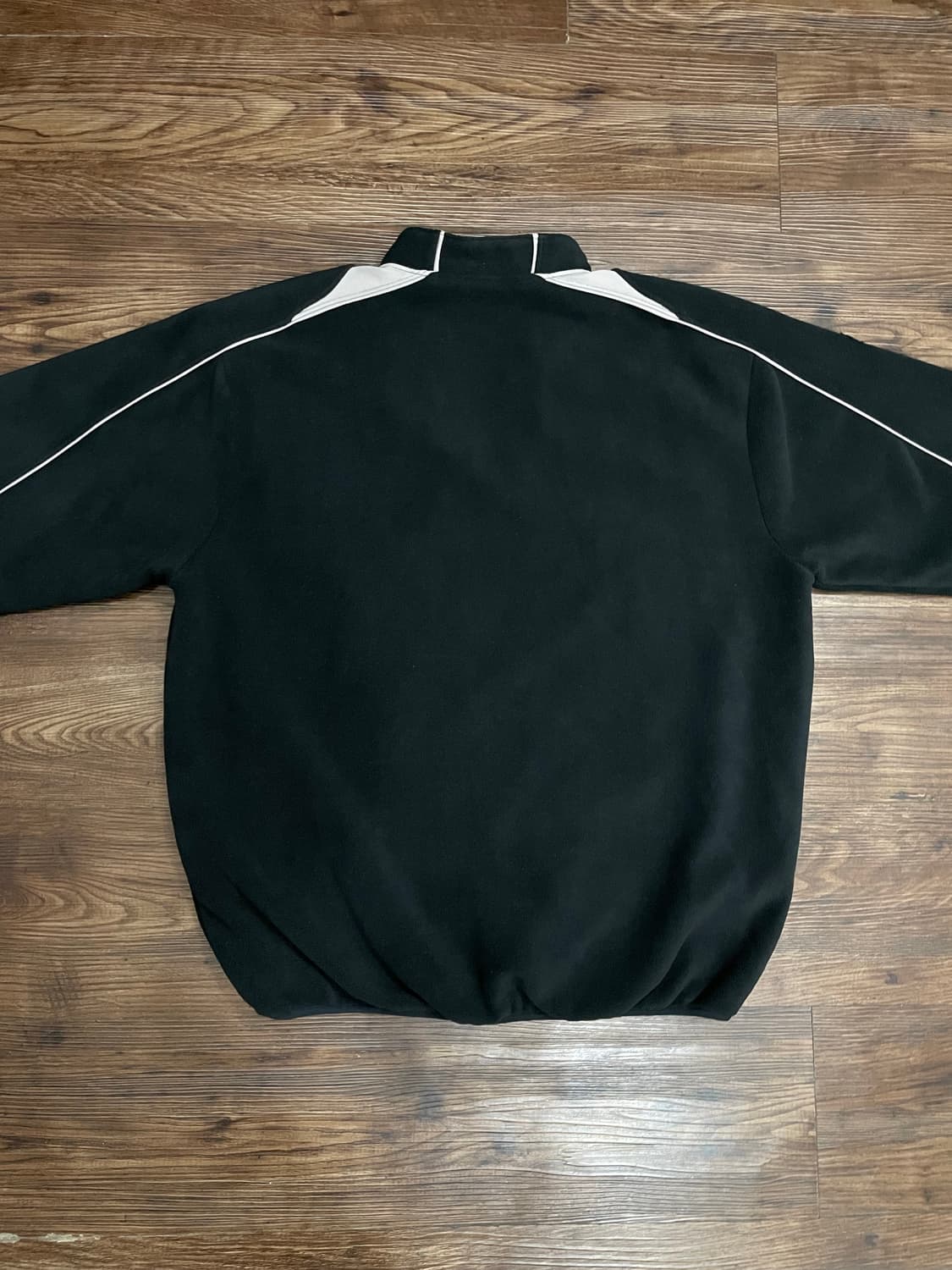 데상트 풀오버 후리스 웜업 자켓 블랙 상품이미지9