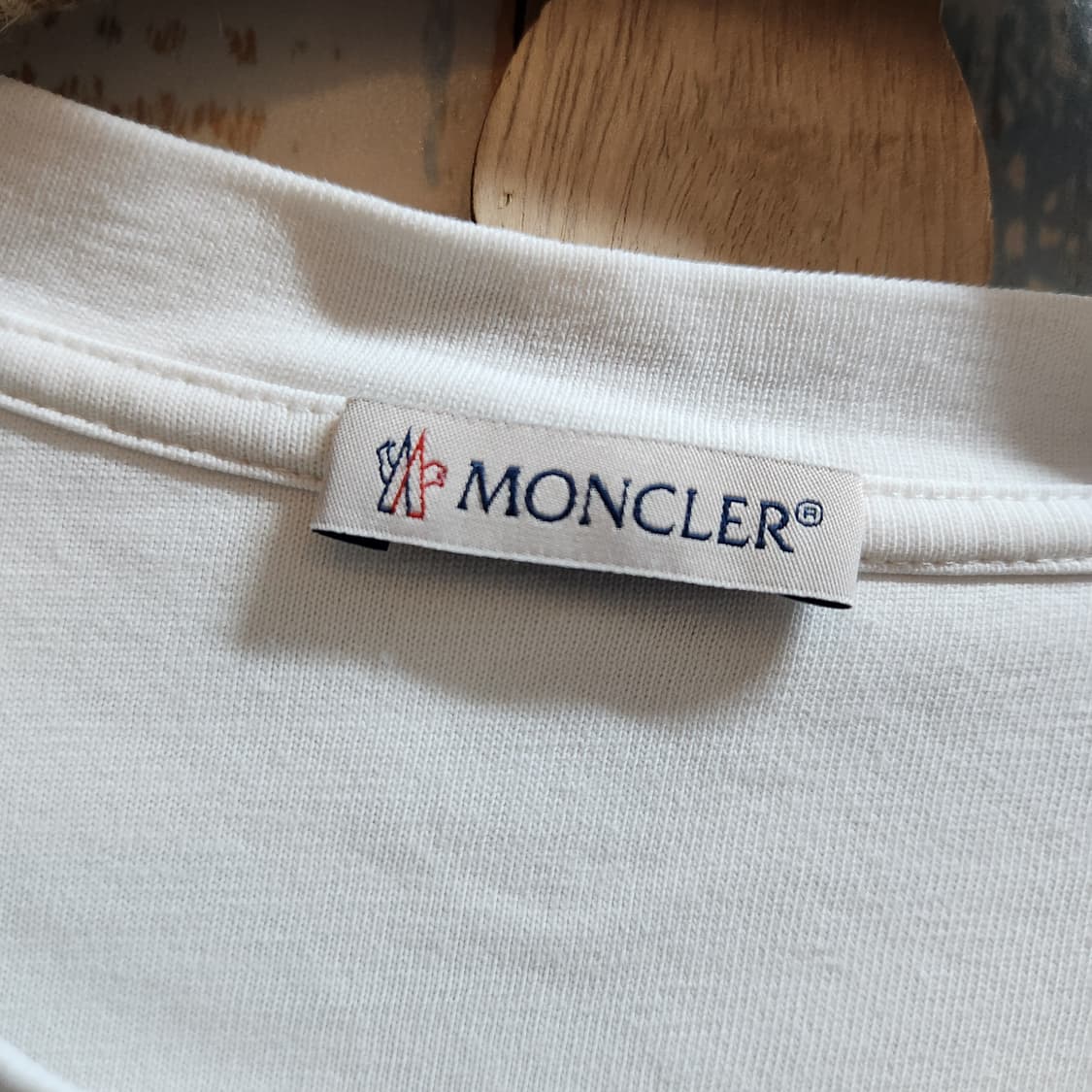 몽클레어 포켓 반팔티 화이트  상품이미지5