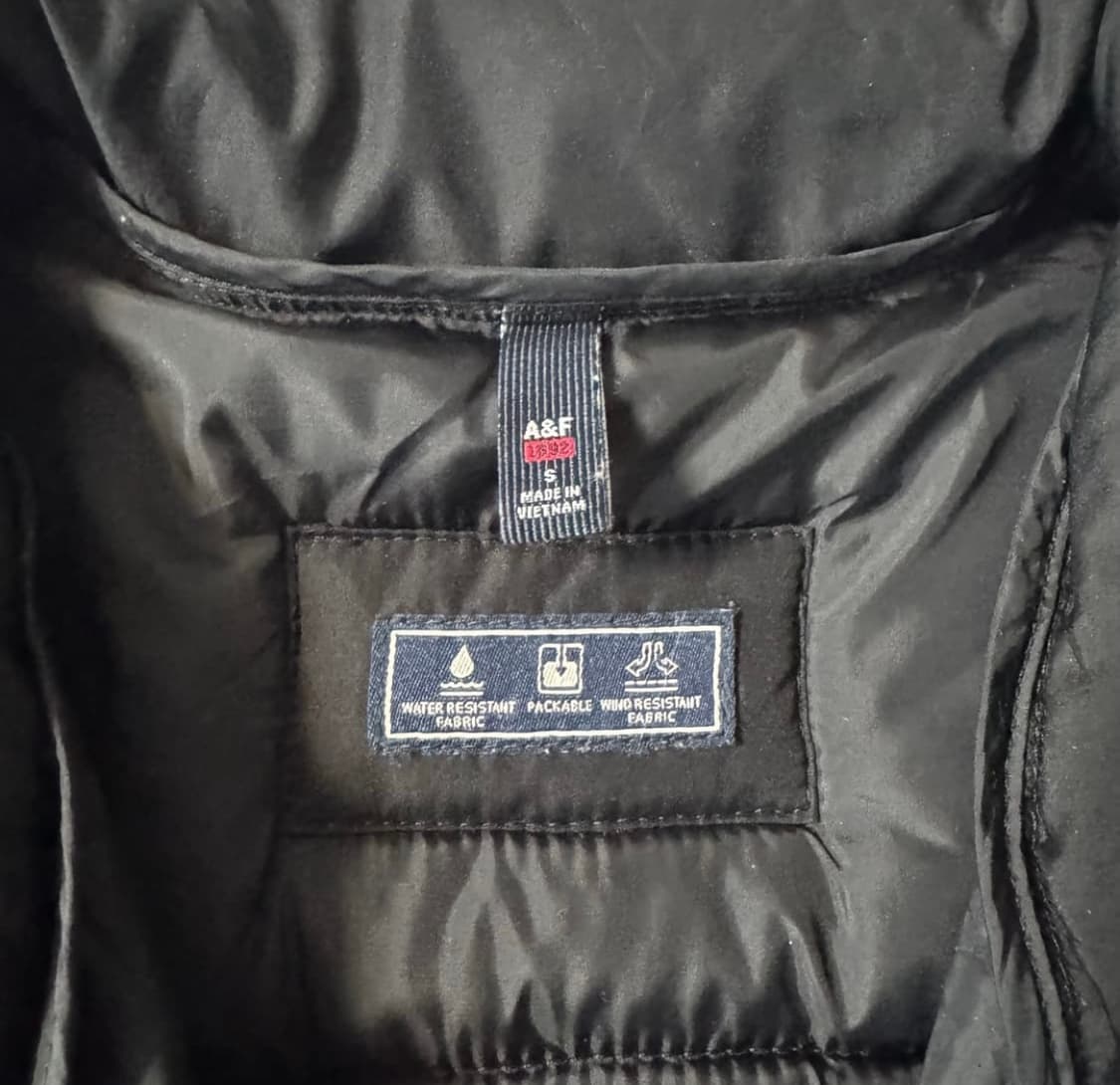 여성 아베크롬비 일본빈티지 경량패딩 빈티지패딩 블랙 상품이미지3